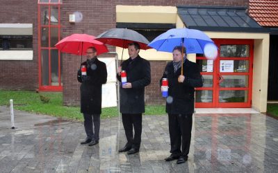 Zapaljene svijeće za poginule branitelje