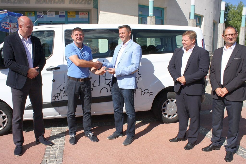 Grad kupio kombi vozilo za potrebe Zajednice sportskih udruga Grada Čakovca