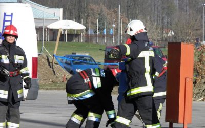 Održana velika vatrogasna vježba na krovu „Lesnine“