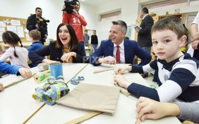 Ministrica Blaženka Divjak posjetila II. Osnovnu školu