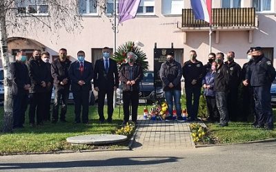 Odana počast trojici poginulih hrvatskih policajaca