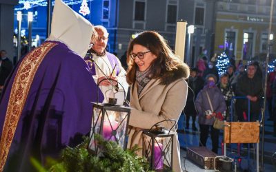 Gradonačelnica Ljerka Cividini zapalila drugu svijeću na ...