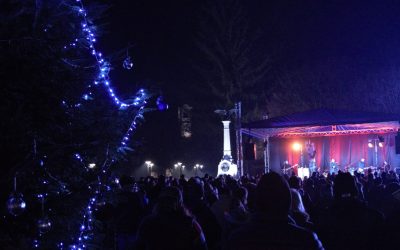 Doček Nove godine 2023. na čakovečkom Trgu Republike uz Noćnu ...