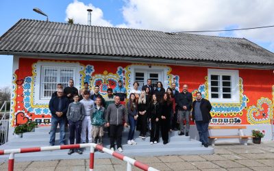 Željeznička postaja u Buzovcu zasjala u vrijednim rukama ...