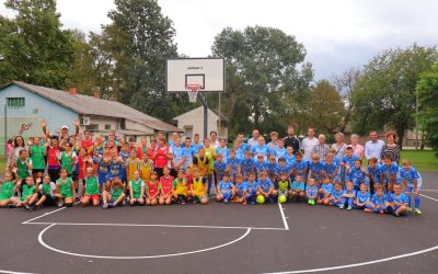 Završnom svečanošću u Ivanovcu novo košarkaško igralište predano ...