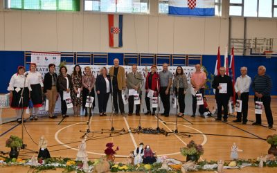U Ivanovcu KUD “Katruže” organizirao 17. „Pesmaricu ...