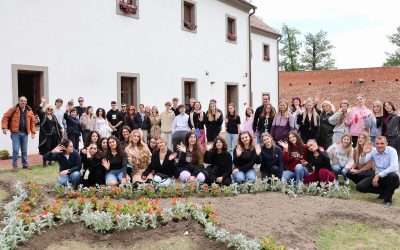 Europski vrt zajedništva zasađen pod zidinama Riznice Međimurja u ...