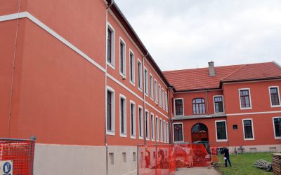 Uređeno pročelje zgrade POU Čakovec i s dvorišne strane