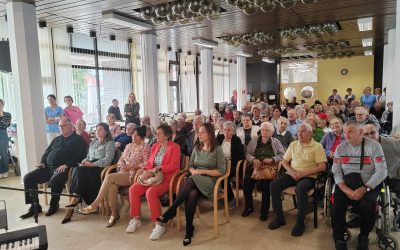 U Domu za starije i nemoćne u Čakovcu, veselo i raspjevano uz ...