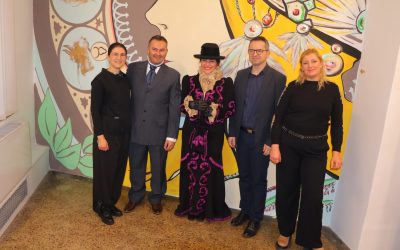 Secesijski „Zodiac“, mural u POU Čakovec kao spoj umjetnosti, ...