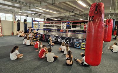 Na kampovima boksa i kickboxinga osnovnoškolci učili o invazivnim ...